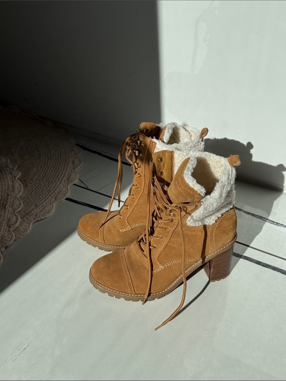 Nine West Tan Suede Lace-Up Sherpa Ankle Boots